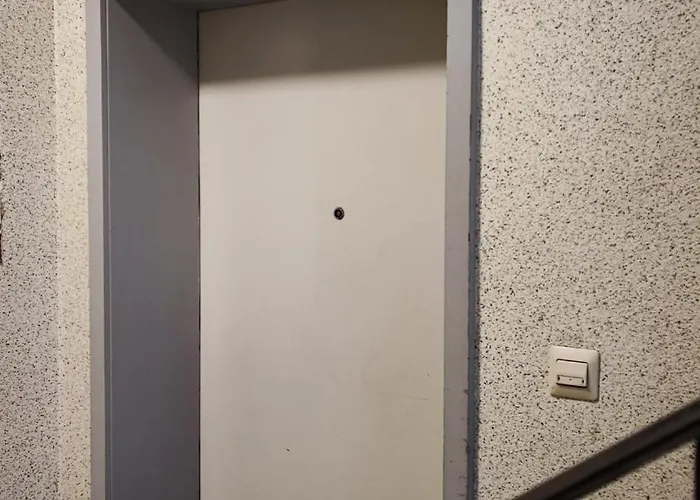 Lägenhet Monteurwohnung Neu-Ulm